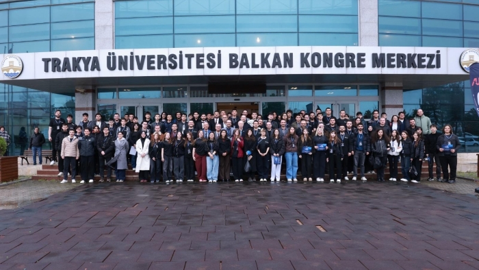 TRAKYA ÜNİVERSİTESİ’NDE GENÇLERİN UZAY VİZYONU SAHNEYE ÇIKTI